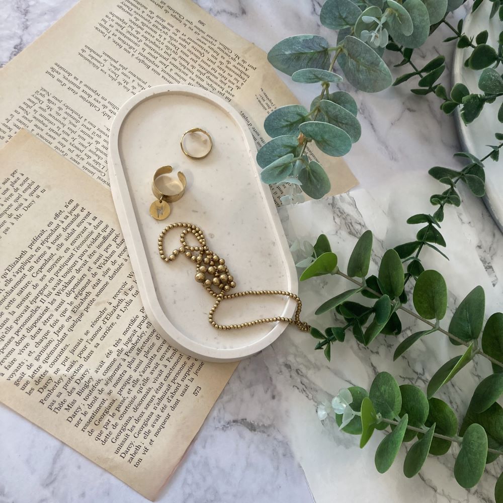 Vide poche oval