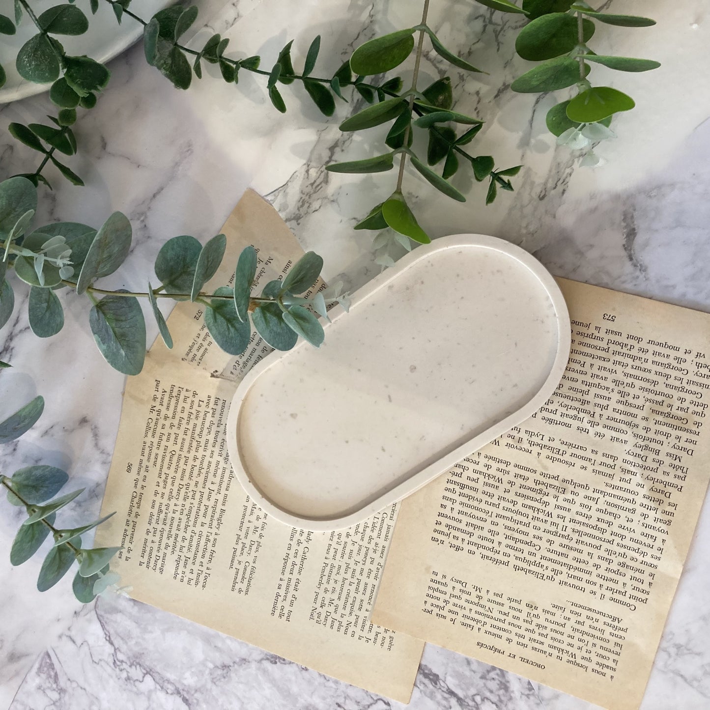 Vide poche oval